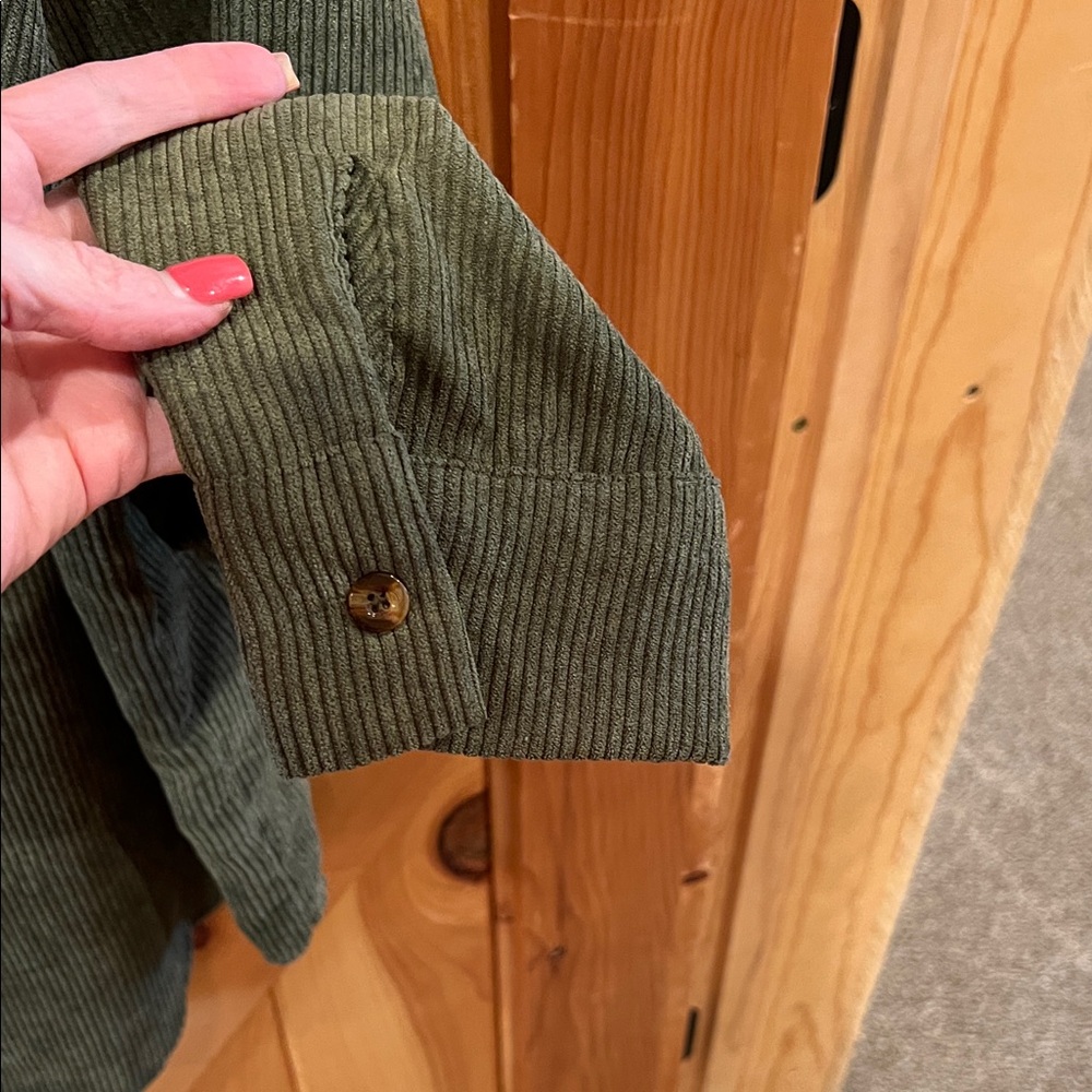 Green Corduroy Button-Up Shirt/shacket - Picture 8 of 8